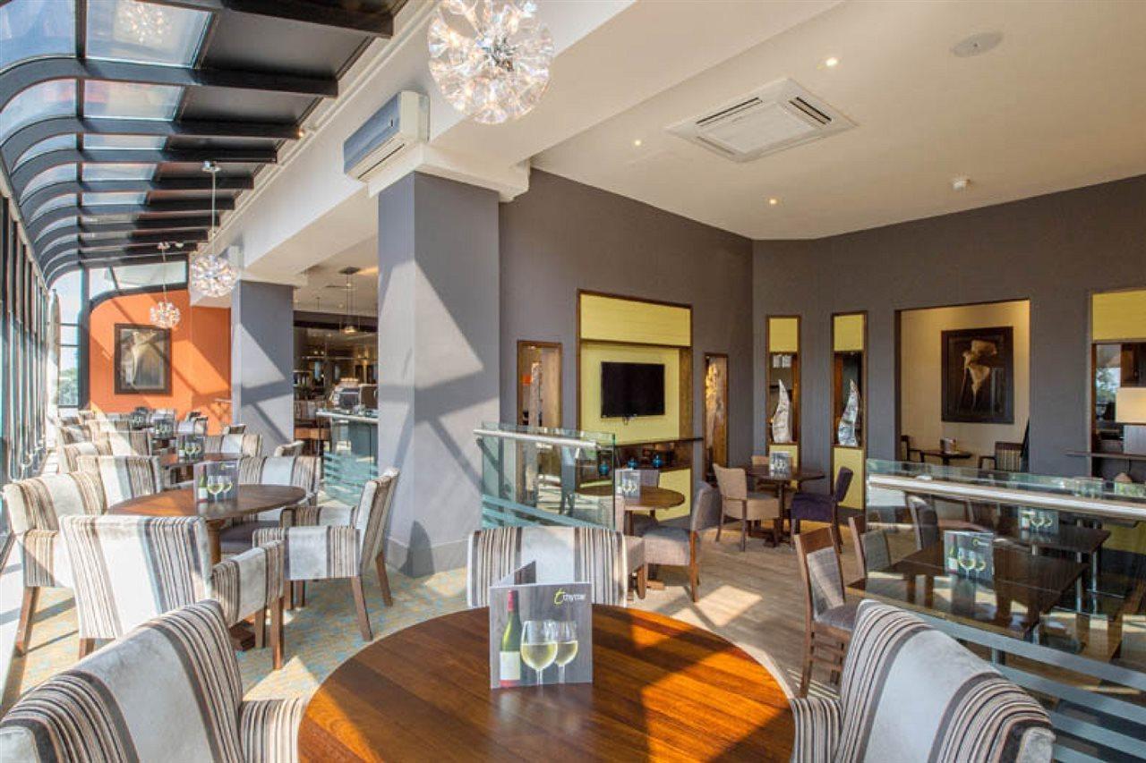Premier Inn Bournemouth Central 외부 사진