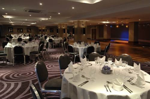 Premier Inn Bournemouth Central 레스토랑 사진