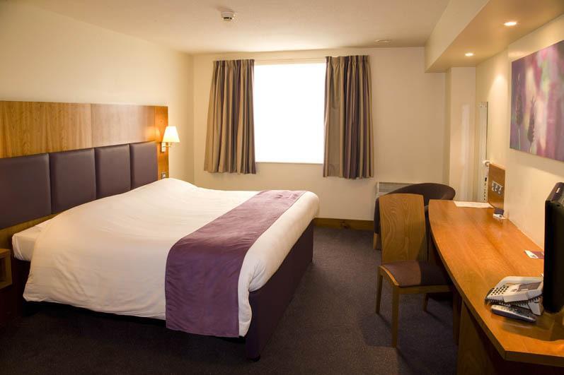Premier Inn Bournemouth Central 객실 사진