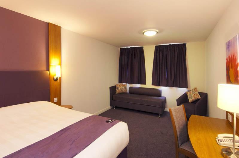 Premier Inn Bournemouth Central 객실 사진