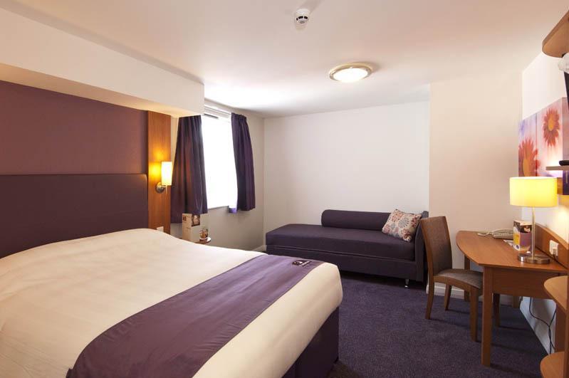 Premier Inn Bournemouth Central 객실 사진
