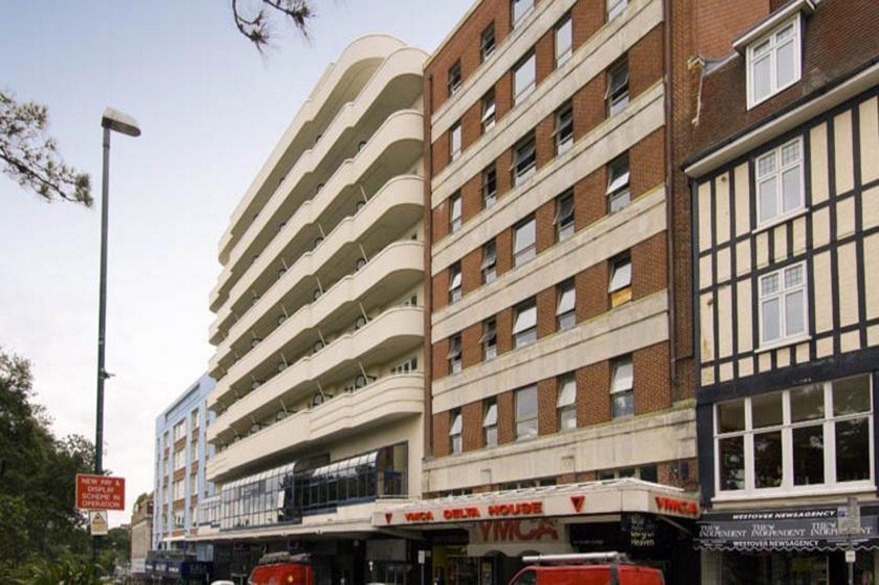 Premier Inn Bournemouth Central 외부 사진