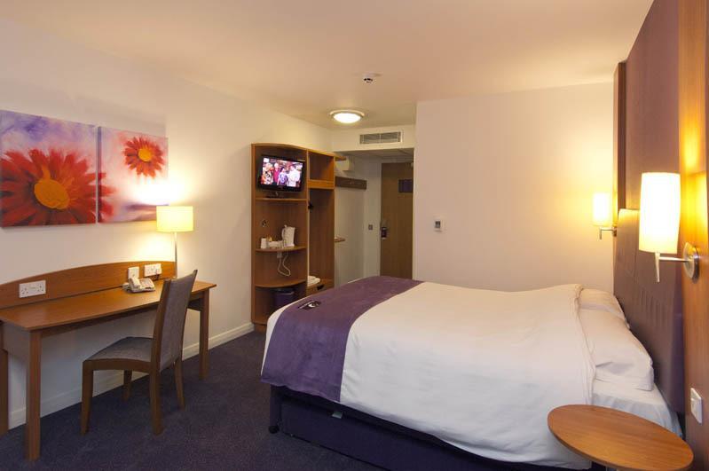 Premier Inn Bournemouth Central 외부 사진